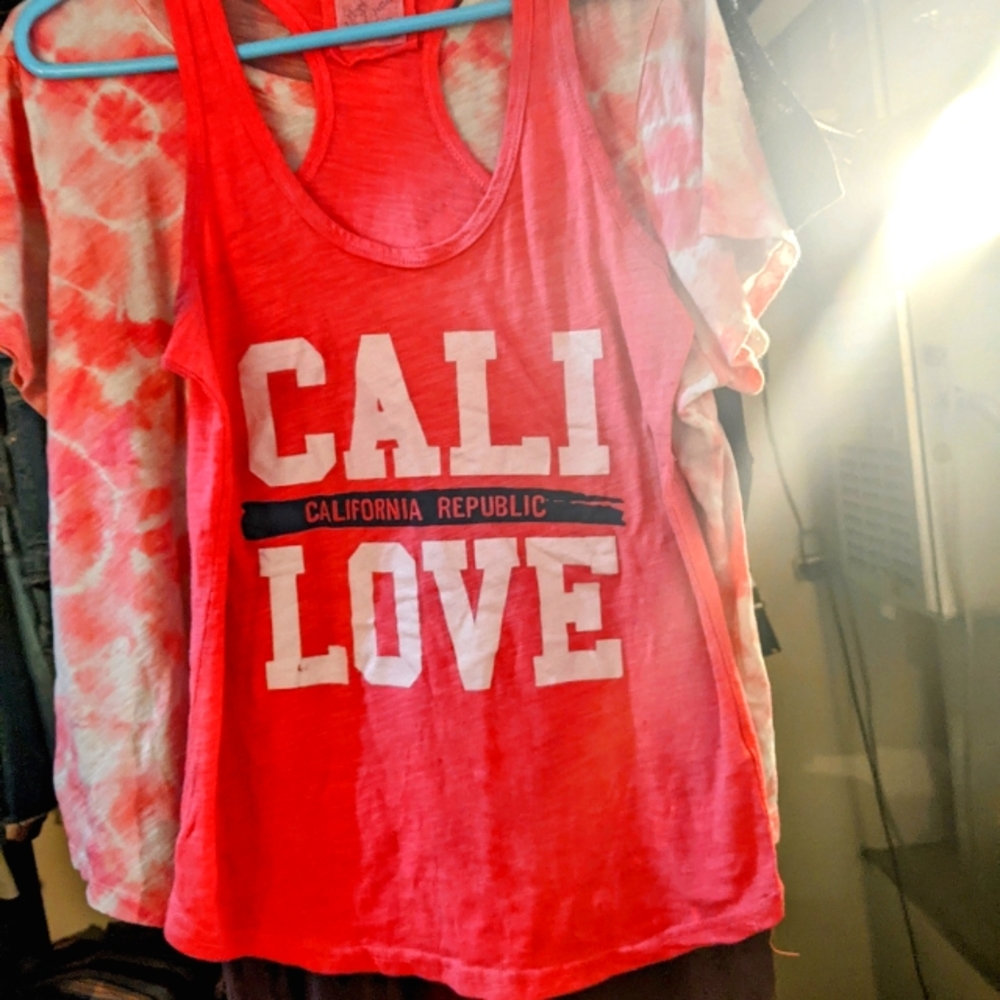 California Republic Pink "Cali Love" Graphic Tank Top
